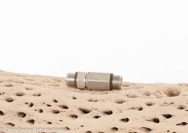 Check Valve 9/16" - 18 Male to 9/16" - 18 Male 1lb 