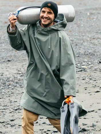 Storm Poncho Sea Moss Green
